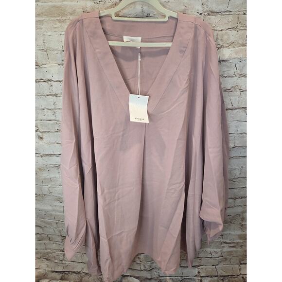 Andree By Unit Blouse Size 2x Blush Color Poncho Bat Sleeve Style V-Neck NWT - Picture 1 of 4